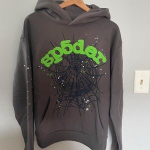 Grey and green spider hoodie medium